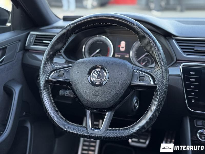2018 Skoda Superb — Miniatură 12