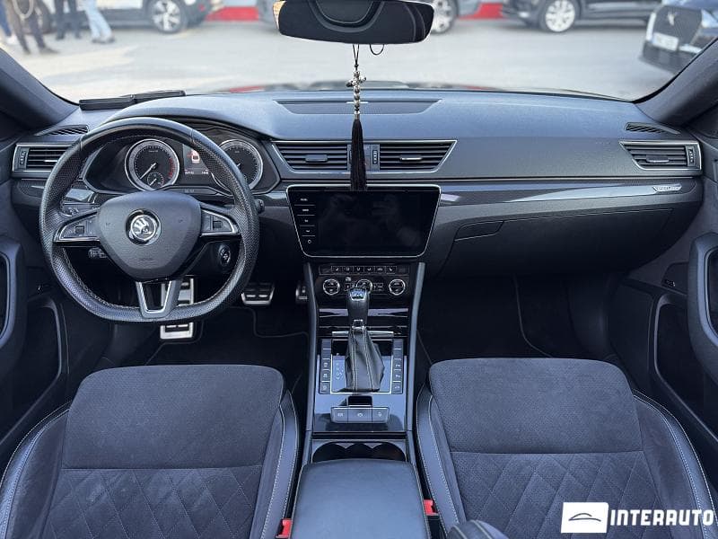 2018 Skoda Superb — Miniatură 11