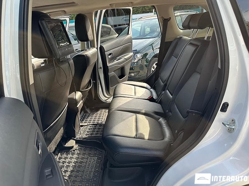 2013 Mitsubishi Outlander — Miniatură 7