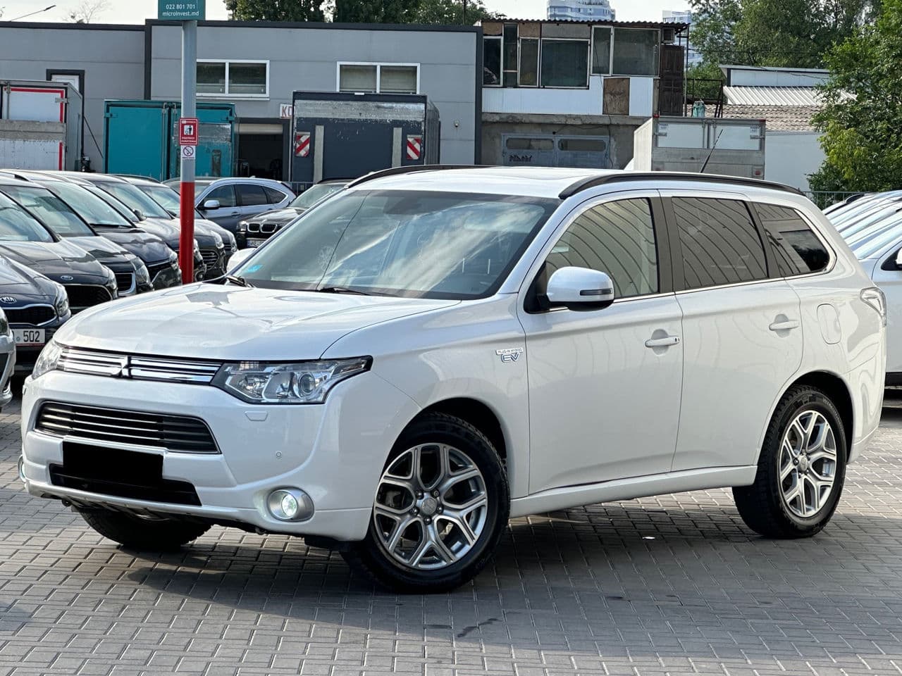 2013 Mitsubishi Outlander — Miniatură 3