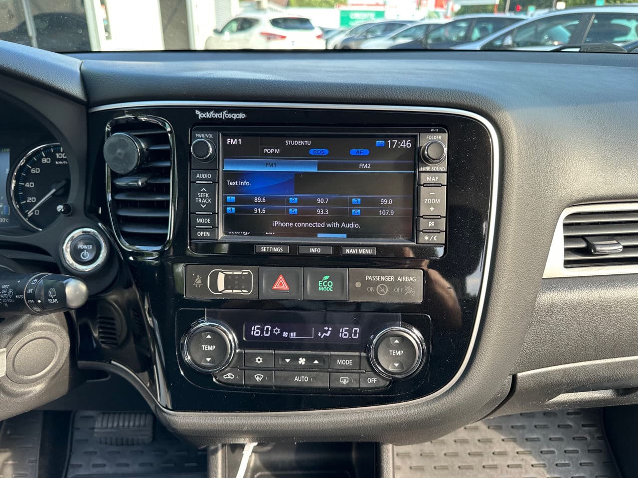 2013 Mitsubishi Outlander — Miniatură 13