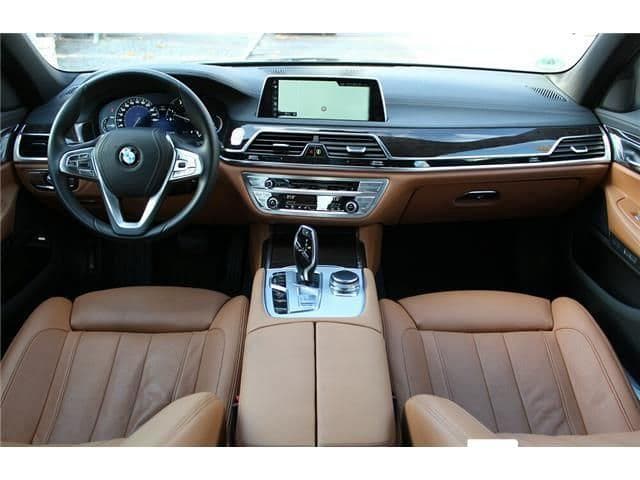 BMW 740 2016 — Миниатюра 5