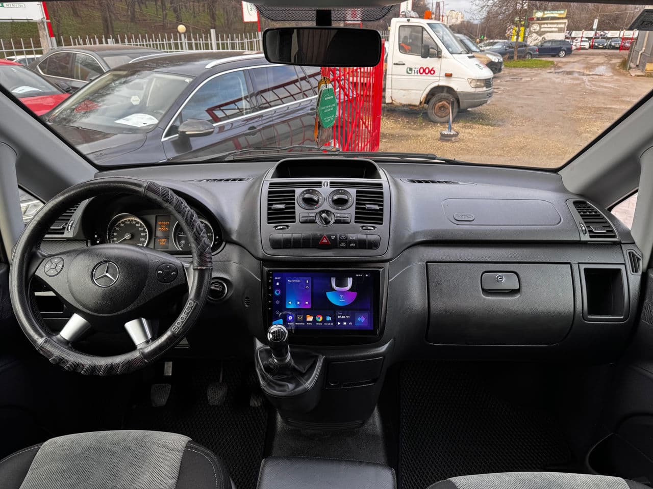 2011 Mercedes Vito — Miniatură 6