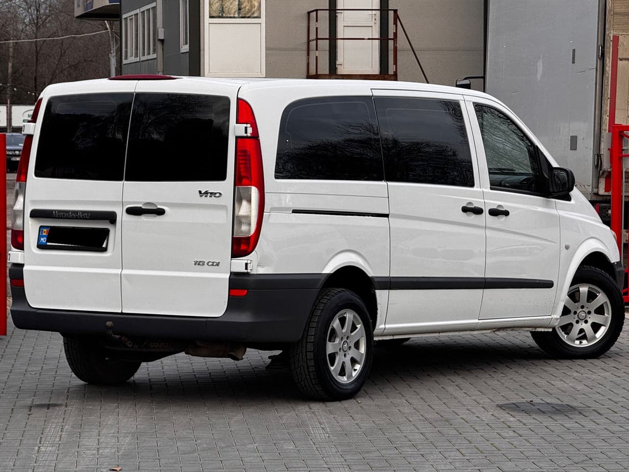 2011 Mercedes Vito — Miniatură 4