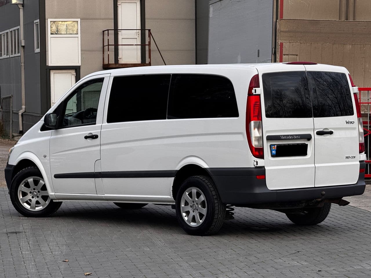 2011 Mercedes Vito — Miniatură 2