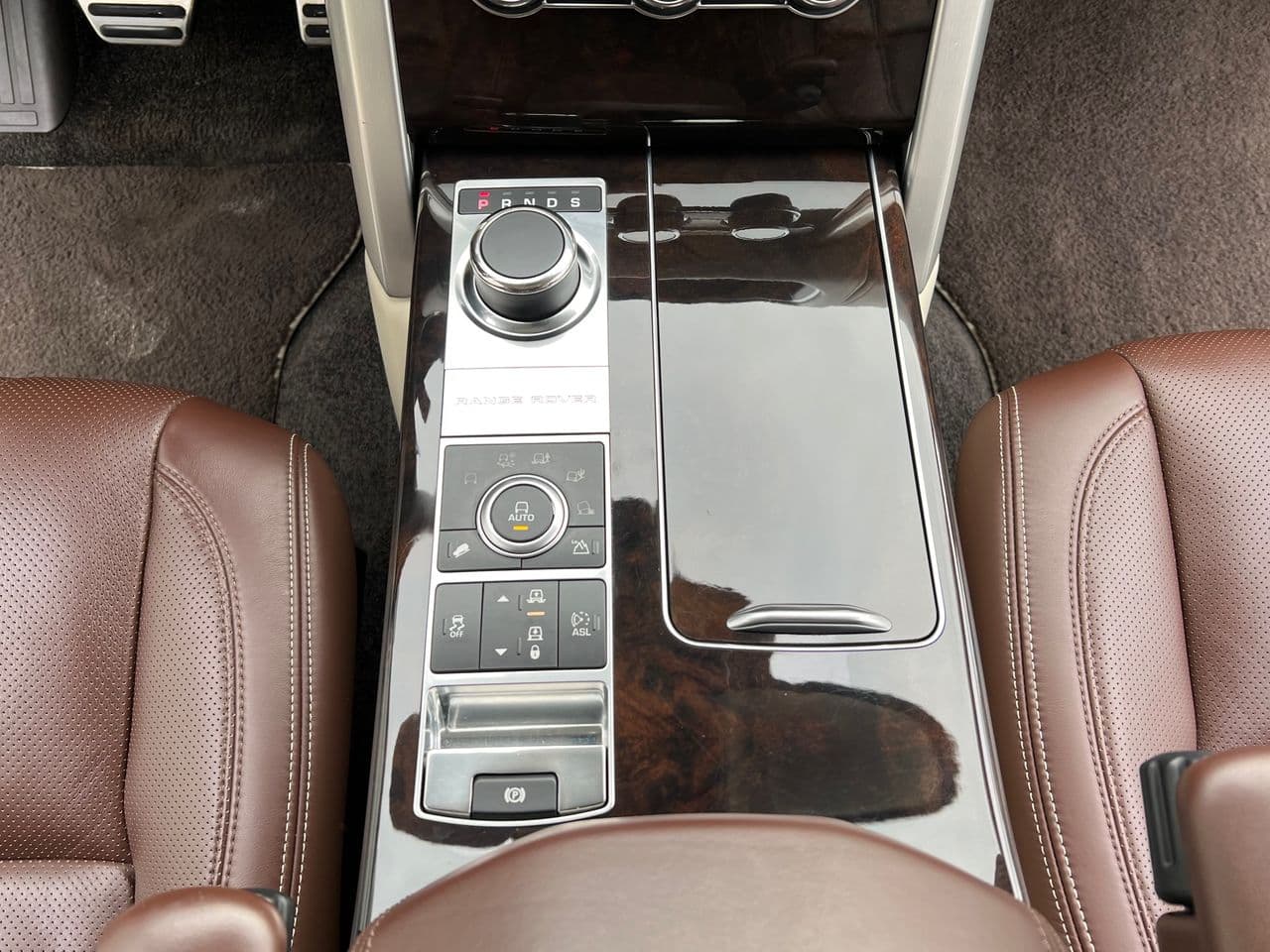 2014 Land Rover Range Rover Vogue — Miniatură 13