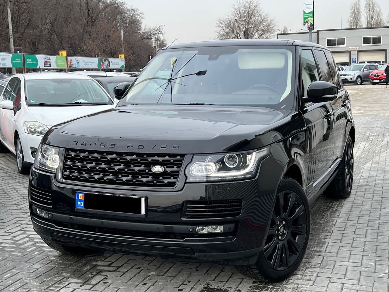 2014 Land Rover Range Rover Vogue — Miniatură 2