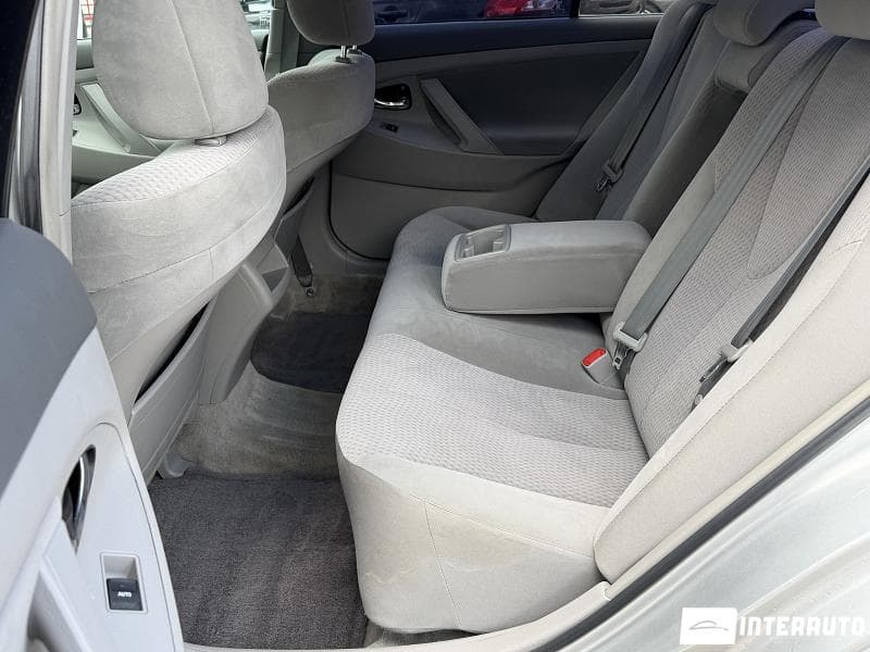 2010 Toyota Camry — Miniatură 13