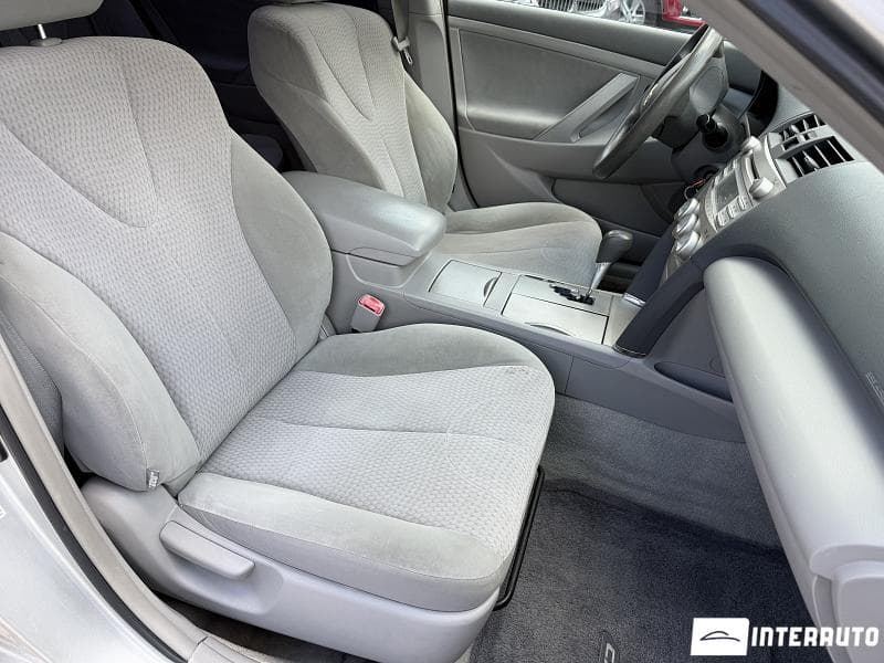 2010 Toyota Camry — Miniatură 12