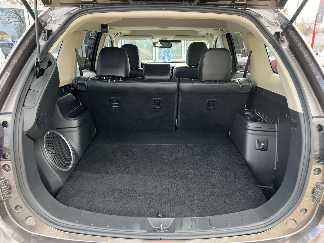 2018 Mitsubishi Outlander — Miniatură 19