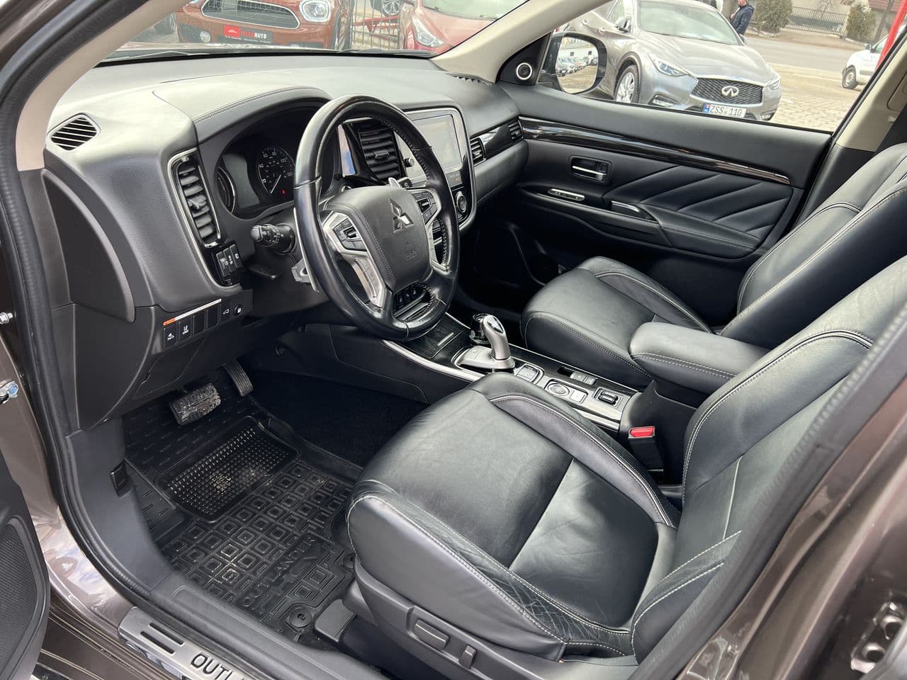 2018 Mitsubishi Outlander — Miniatură 14