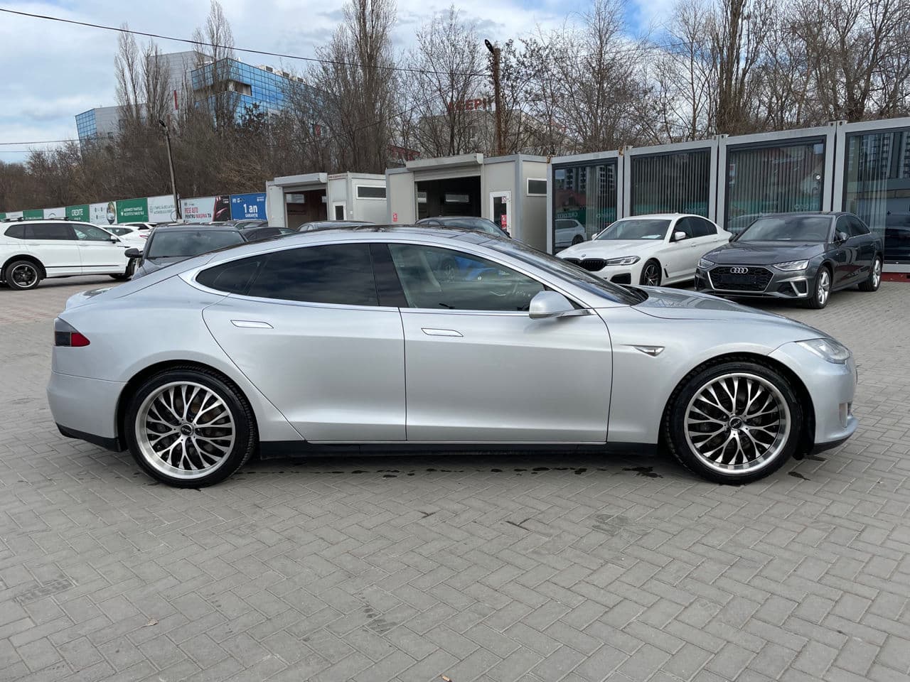 2013 Tesla Model S — Miniatură 4
