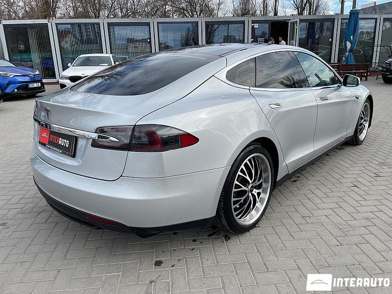 2013 Tesla Model S — Miniatură 2