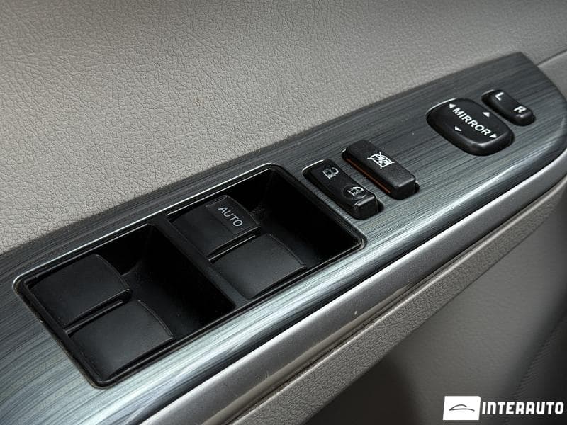 2011 Toyota Camry — Miniatură 7