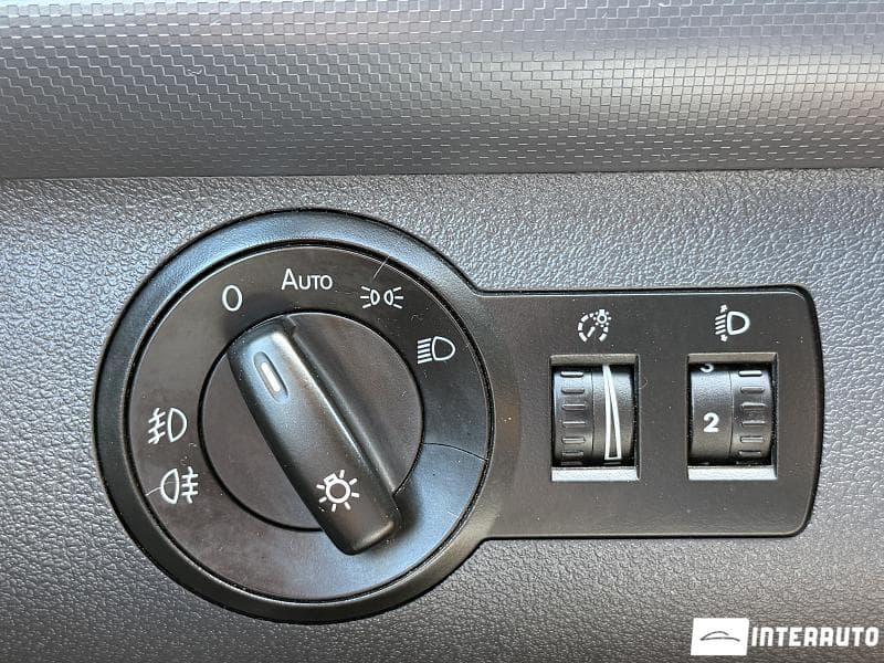 2012 Volkswagen Caddy — Miniatură 9