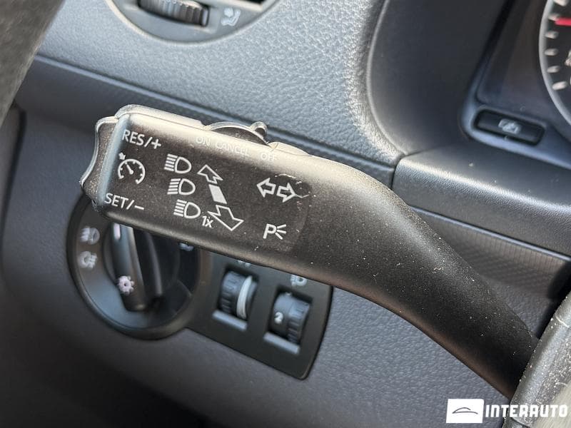 2012 Volkswagen Caddy — Miniatură 8