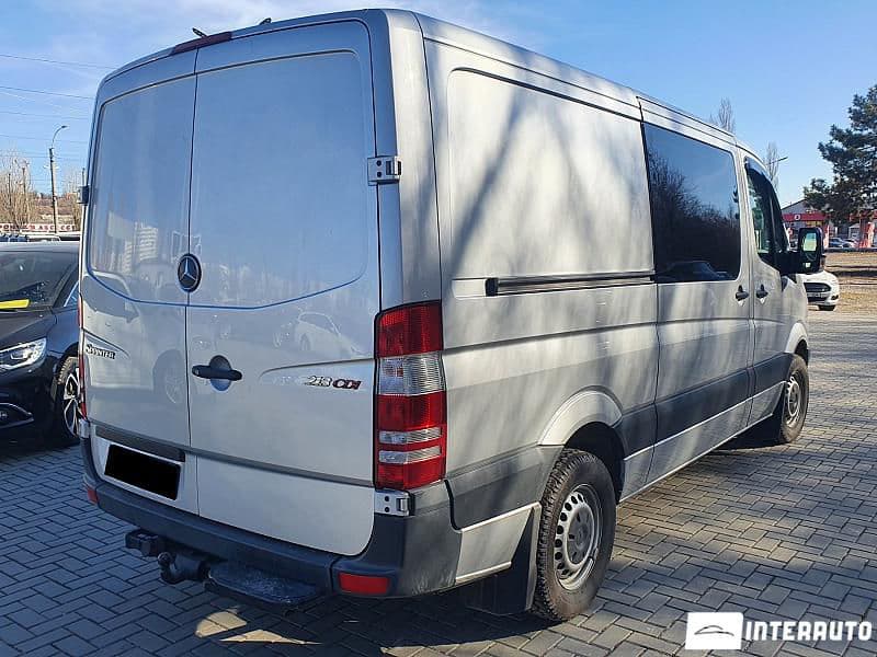 2012 Mercedes Sprinter — Miniatură 2