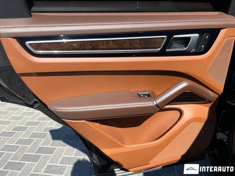 Porsche Cayenne 2022 — Миниатюра 21