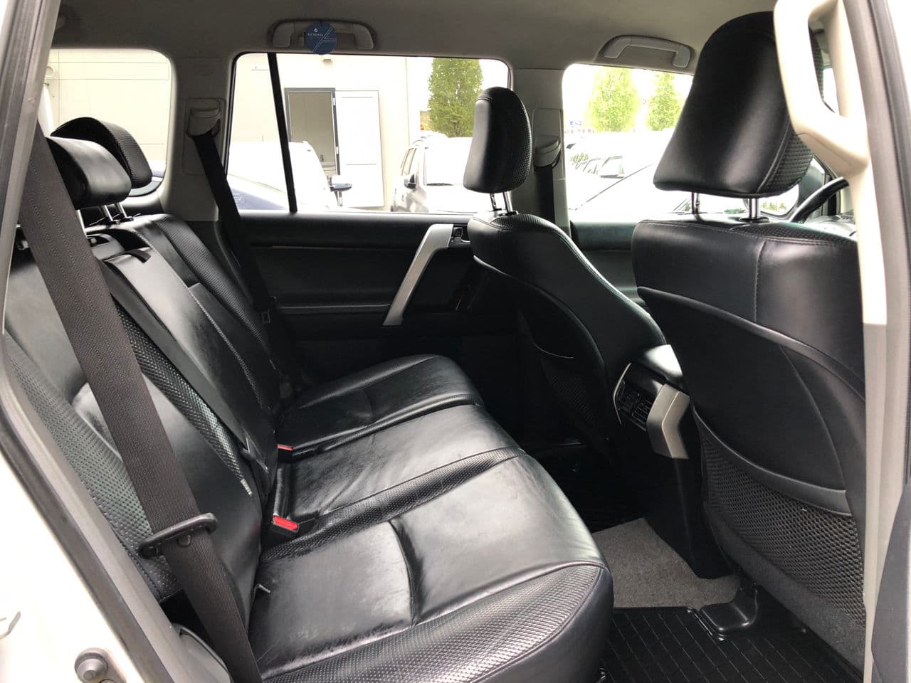 2010 Toyota Land Cruiser Prado — Miniatură 9
