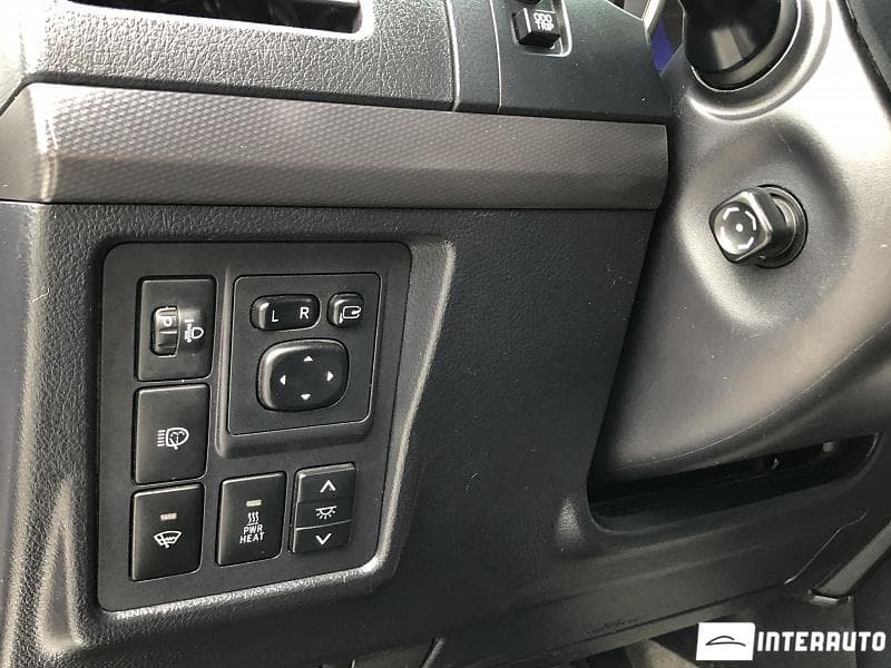 2010 Toyota Land Cruiser Prado — Miniatură 20