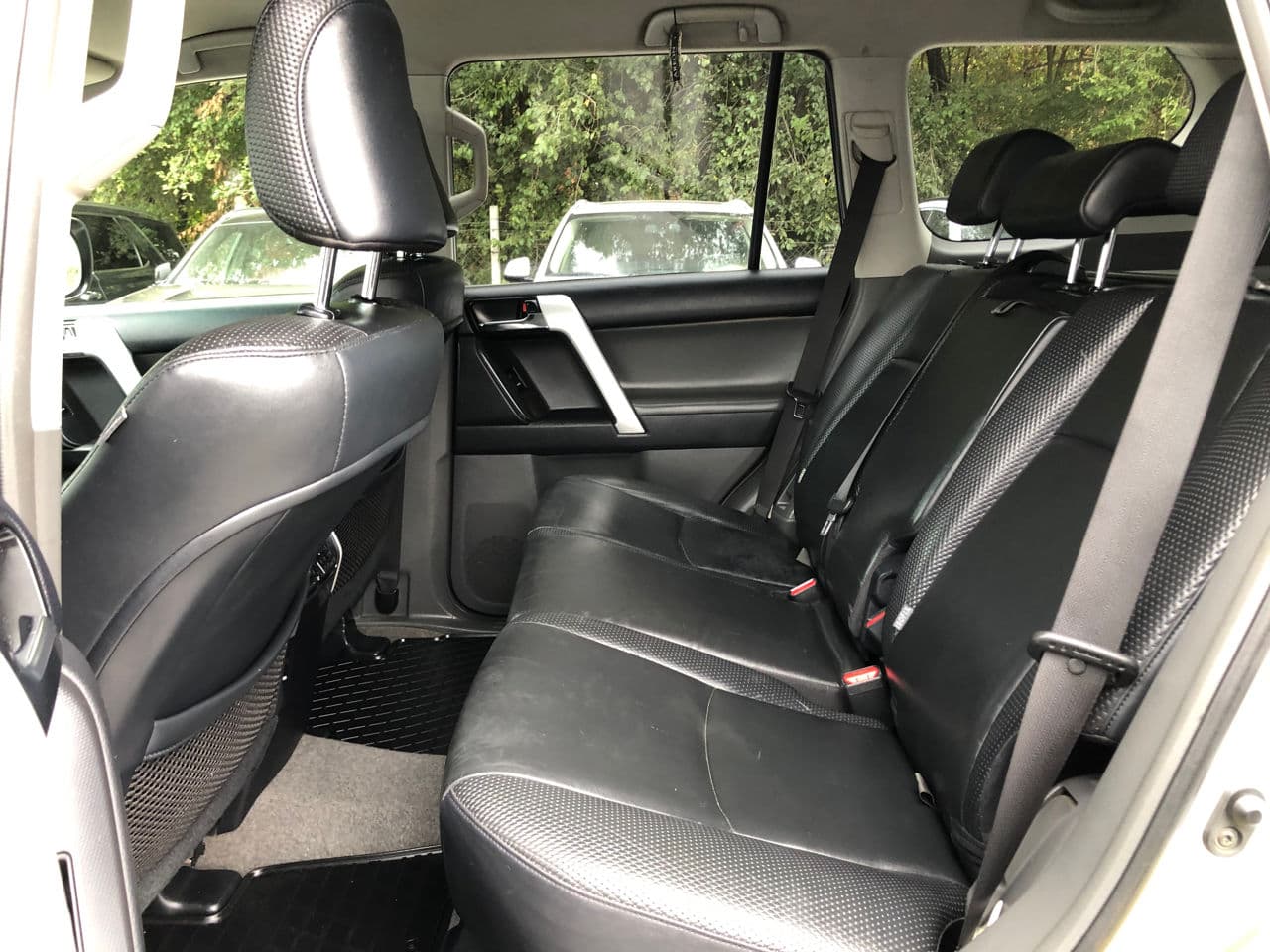 2010 Toyota Land Cruiser Prado — Miniatură 8