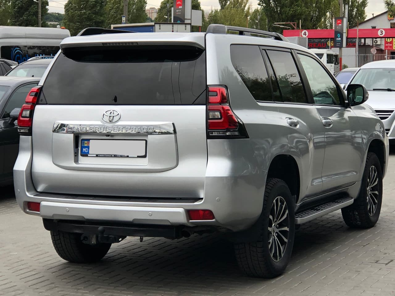 2010 Toyota Land Cruiser Prado — Miniatură 2