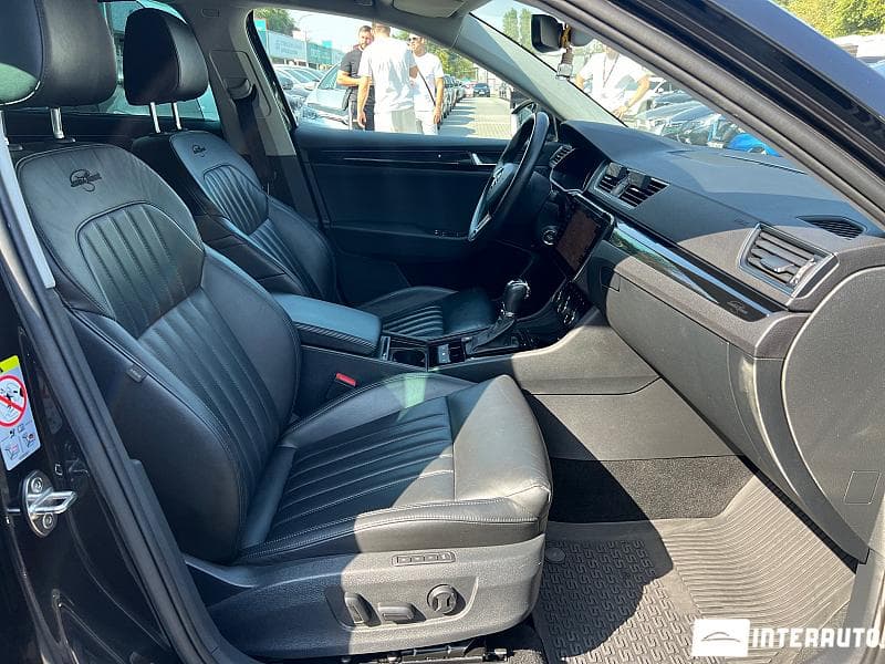 2018 Skoda Superb — Miniatură 5