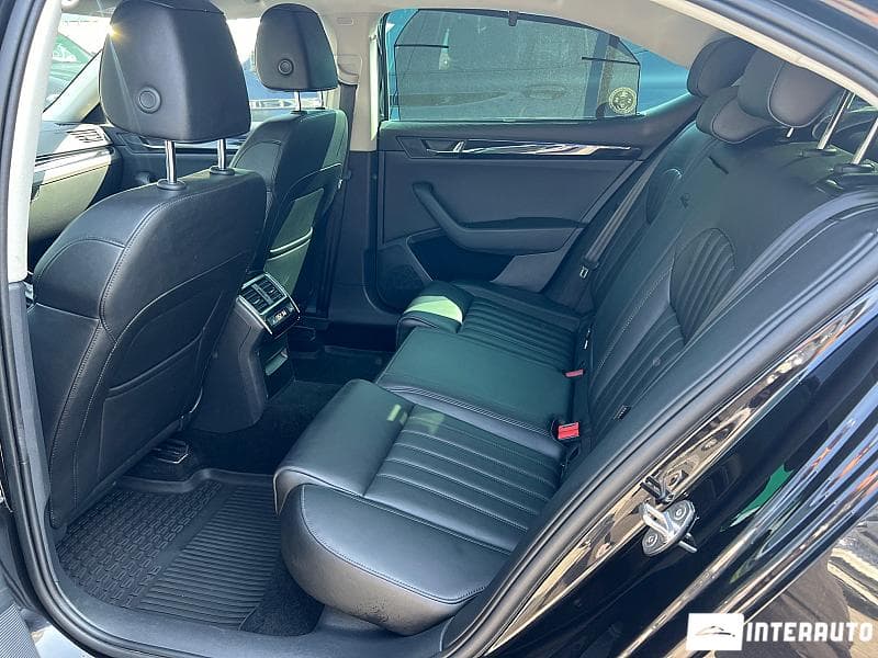 2018 Skoda Superb — Miniatură 18