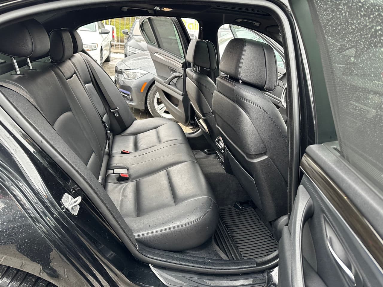 2015 BMW 530 — Miniatură 18