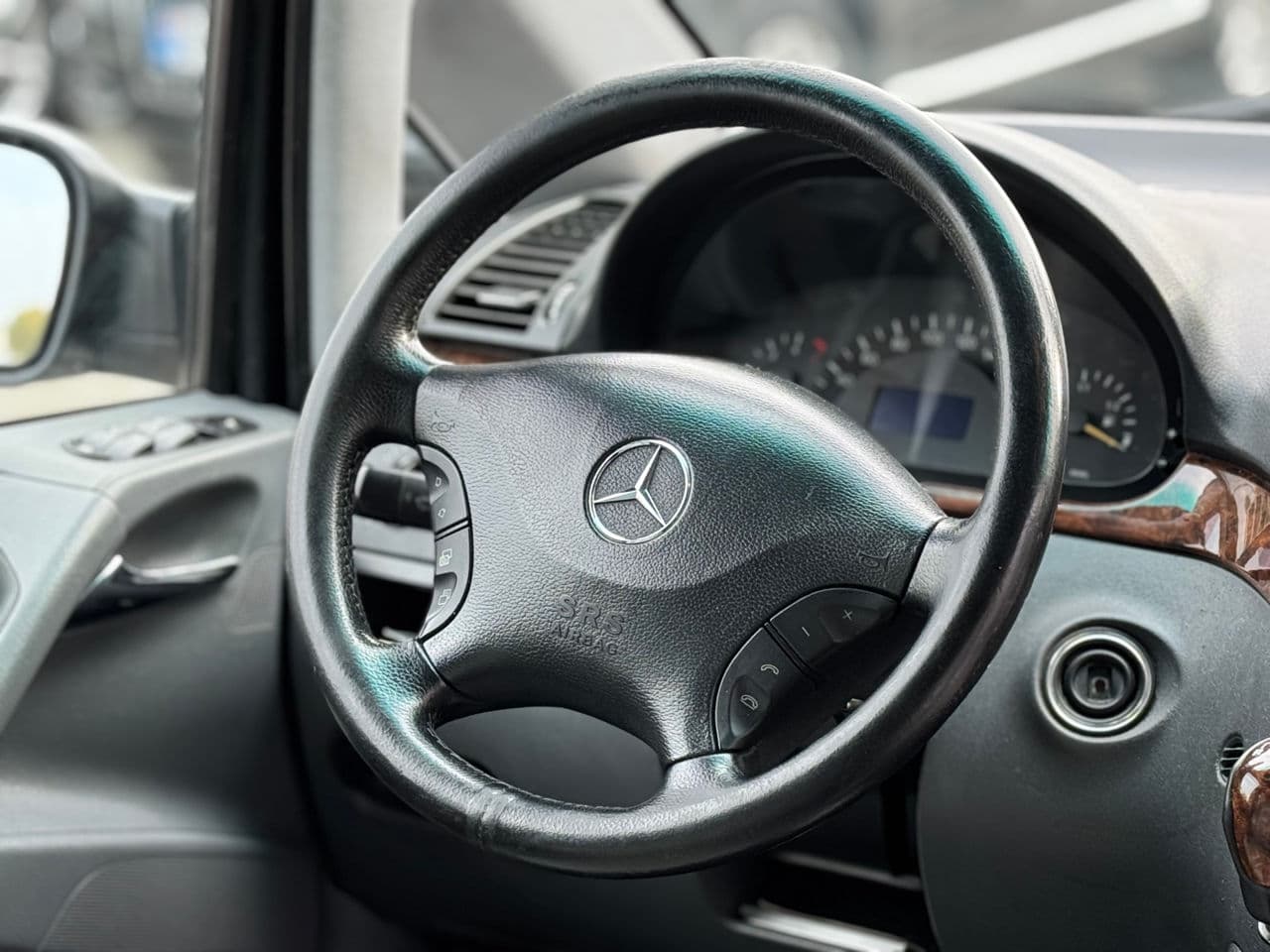 Mercedes Viano 2006 — Миниатюра 10