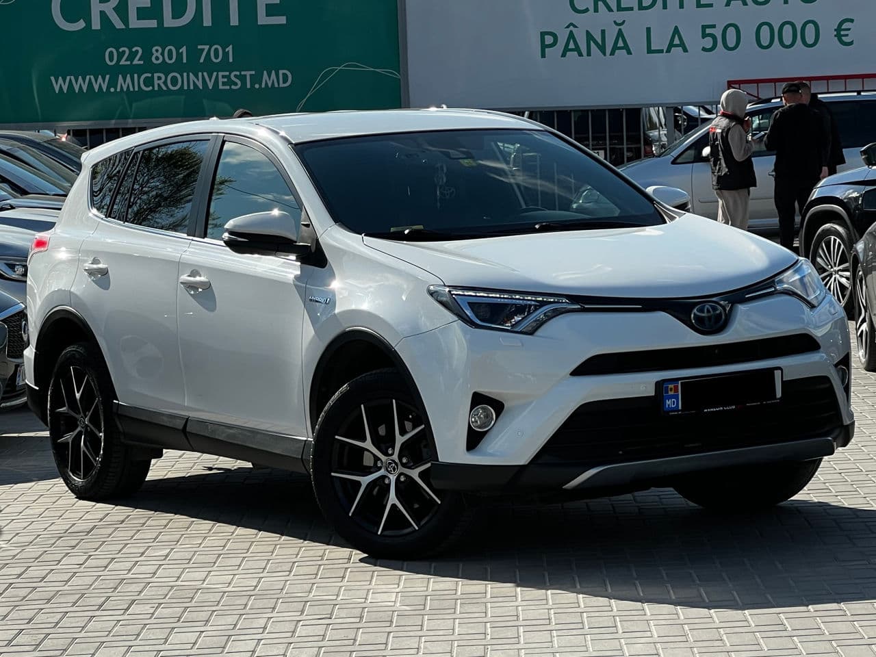 Toyota Rav-4 2016 — Миниатюра 4