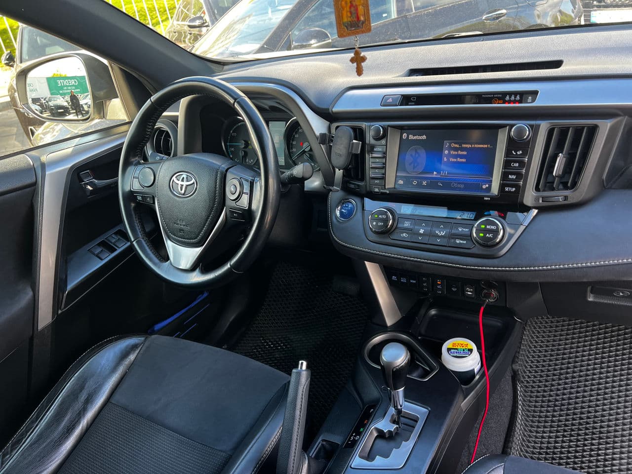 Toyota Rav-4 2016 — Миниатюра 6