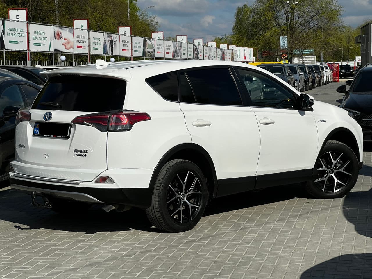 Toyota Rav-4 2016 — Миниатюра 3