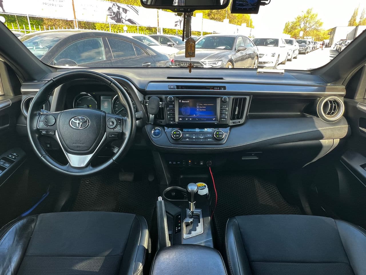 Toyota Rav-4 2016 — Миниатюра 7