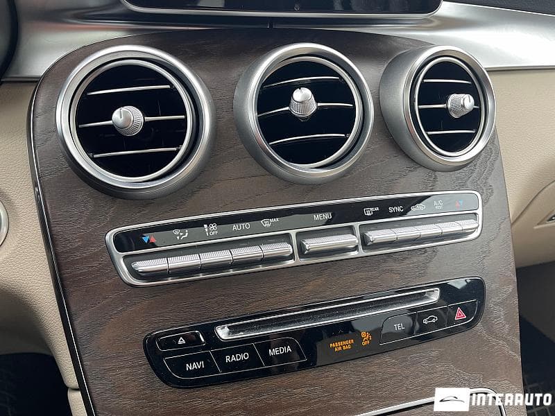 2018 Mercedes GLC 250 Coupe — Miniatură 12
