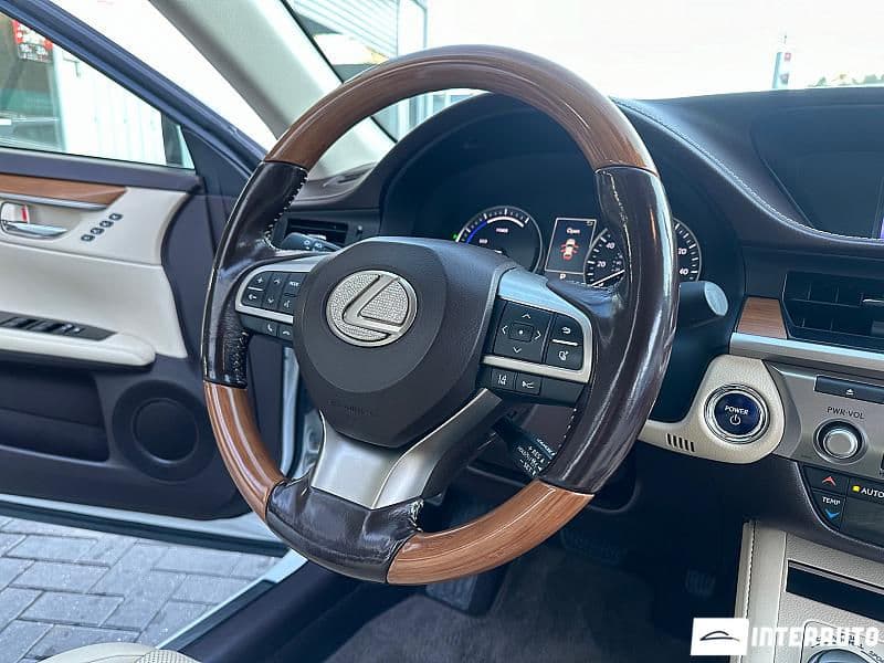 Lexus ES 300h 2016 — Миниатюра 6