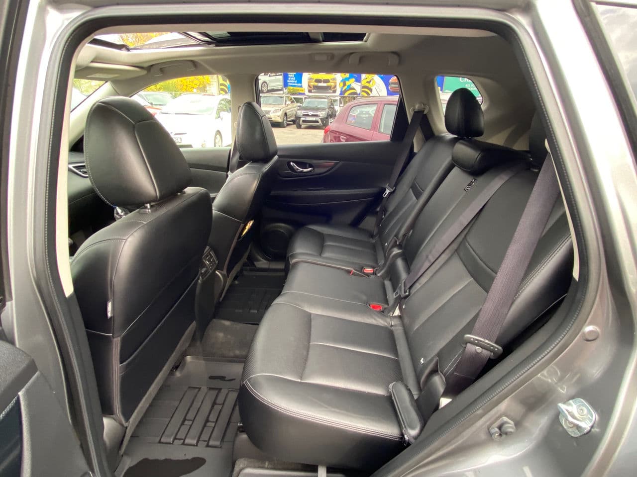 2014 Nissan X-Trail — Miniatură 16