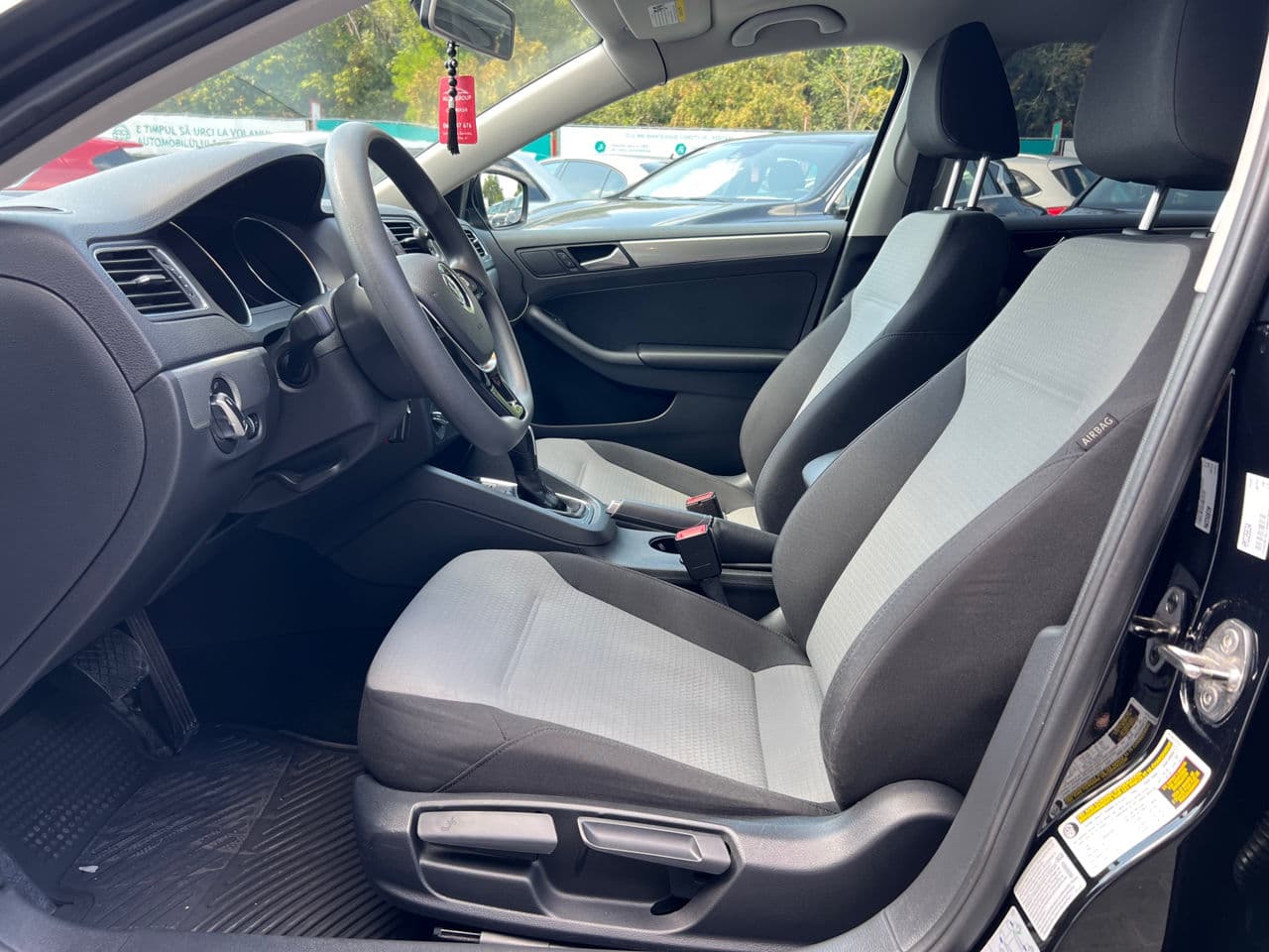 2017 Volkswagen Jetta — Miniatură 5