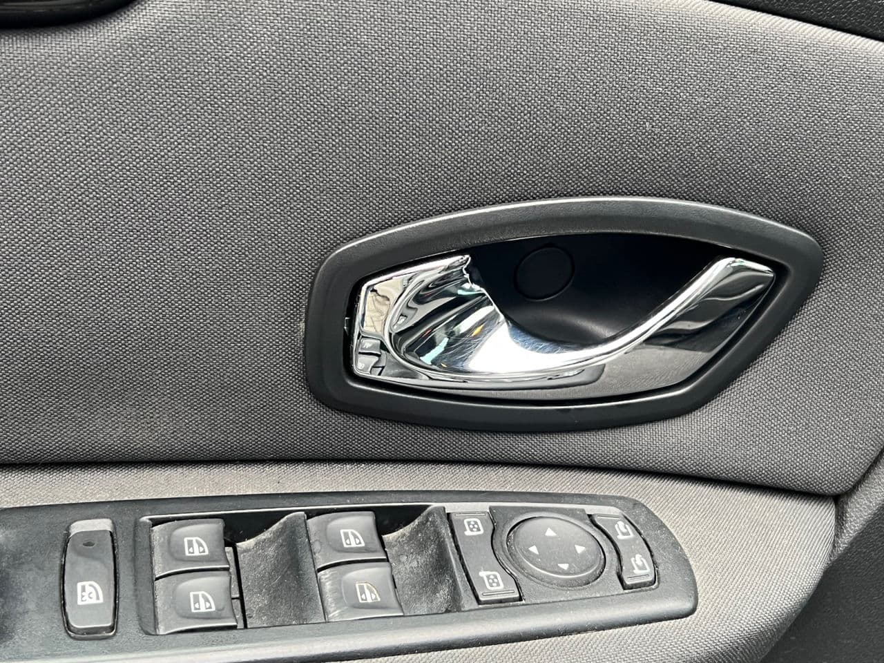 2013 Renault Grand Scenic — Miniatură 6