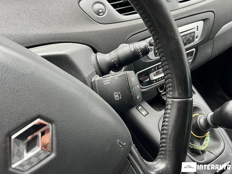 2013 Renault Grand Scenic — Miniatură 11