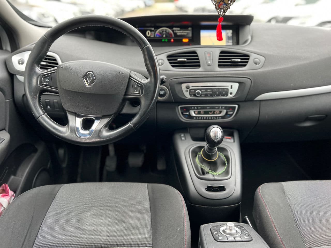 2013 Renault Grand Scenic — Miniatură 9