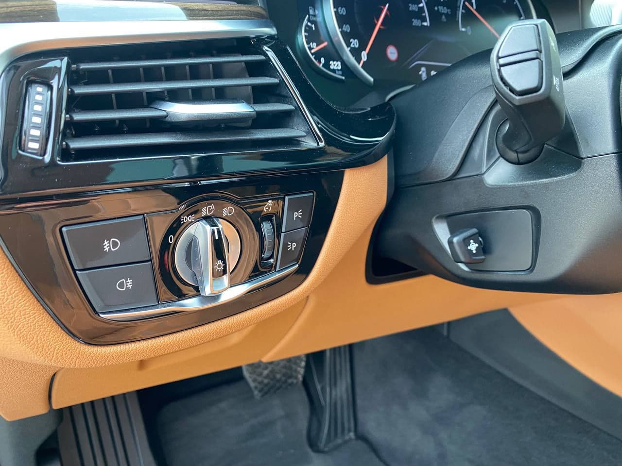 2018 BMW 520 — Miniatură 9