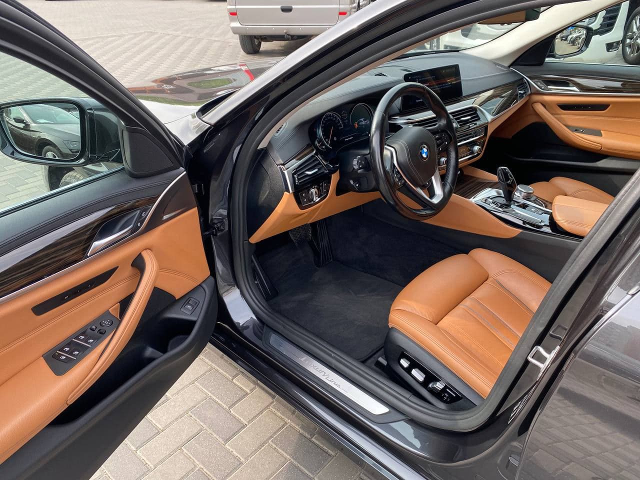 2018 BMW 520 — Miniatură 4