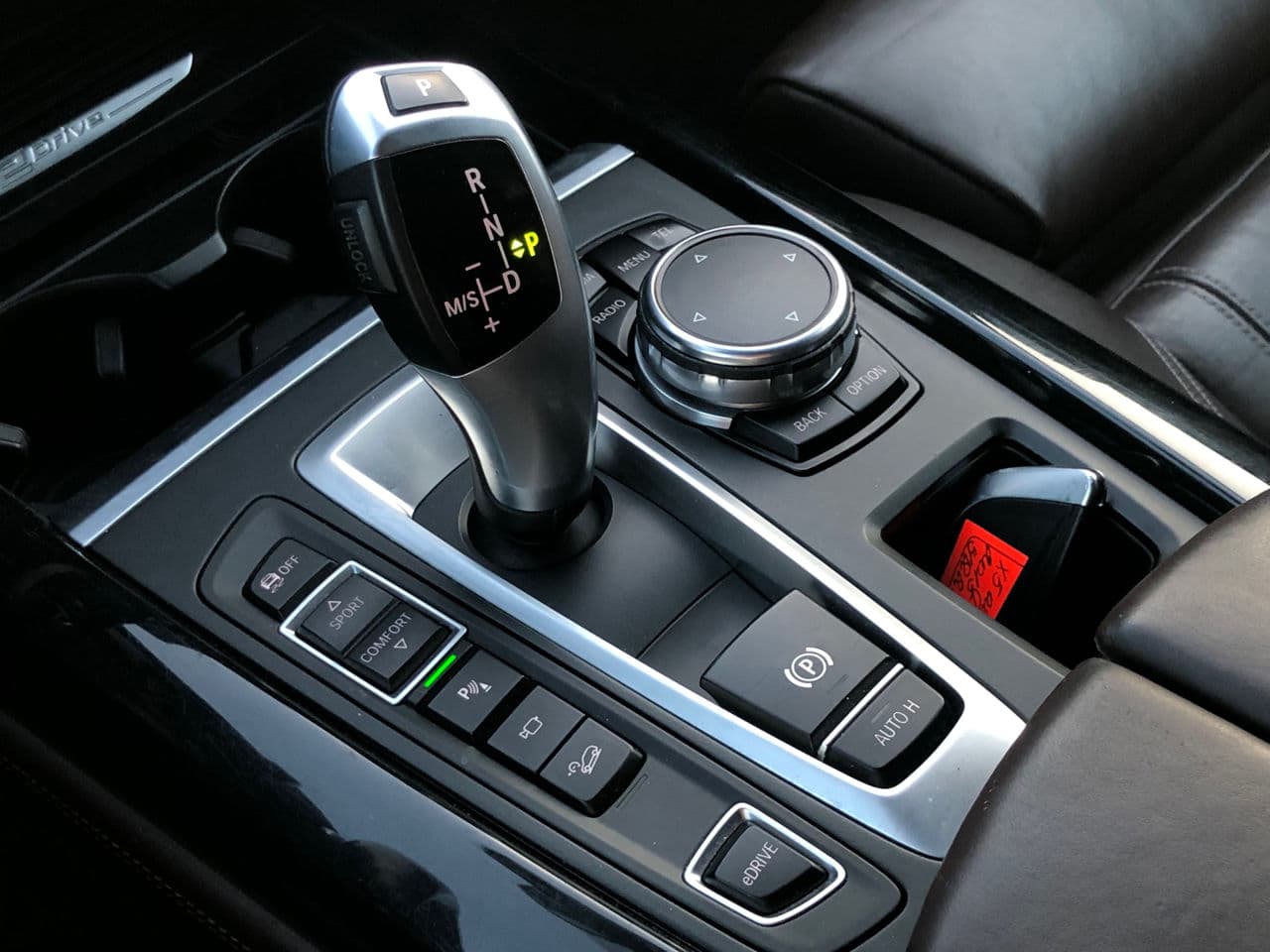 2015 BMW X5 4.0e — Miniatură 14