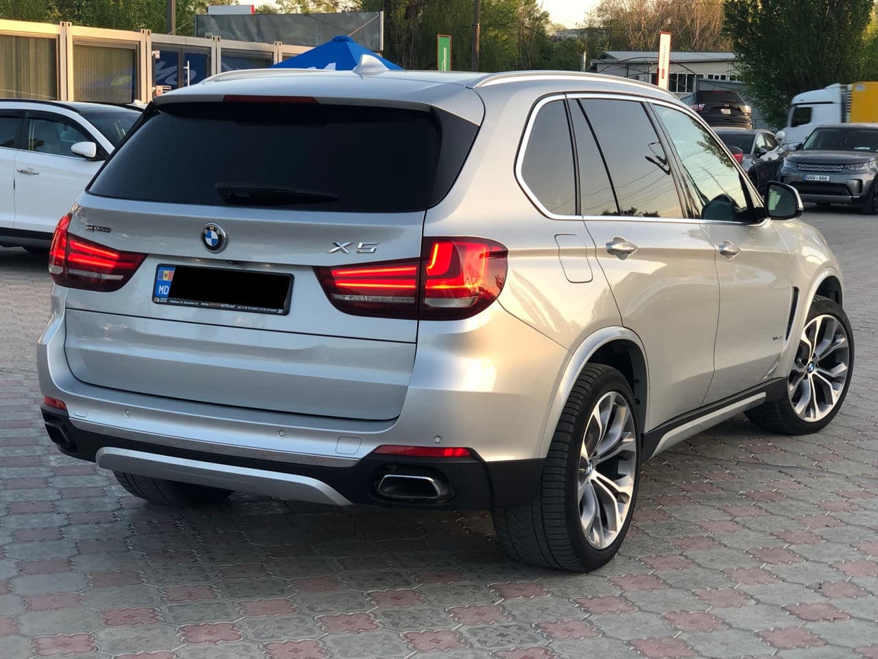 2015 BMW X5 4.0e — Miniatură 3