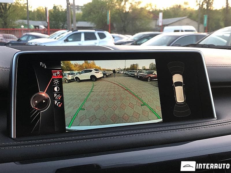 2015 BMW X5 4.0e — Miniatură 11