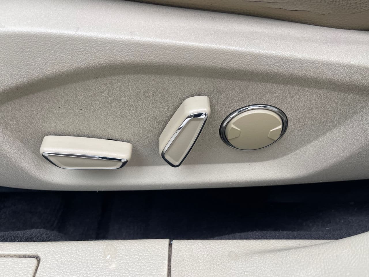 2013 Ford Fusion — Miniatură 13