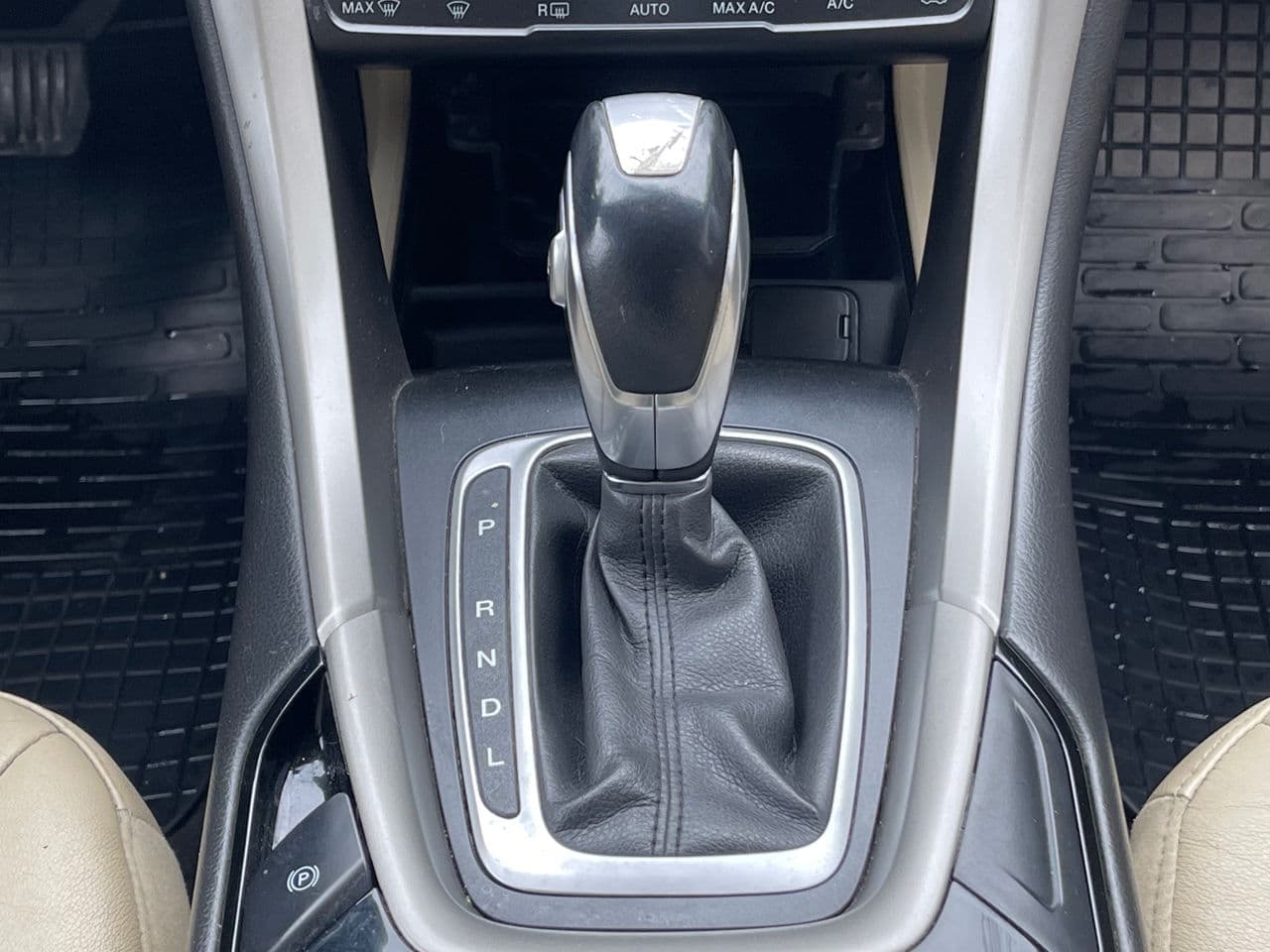 2013 Ford Fusion — Miniatură 11