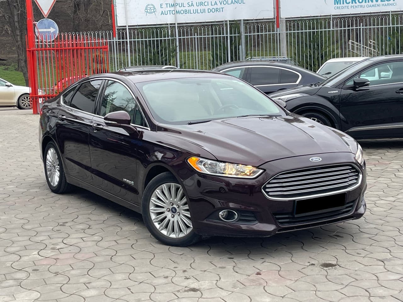 2013 Ford Fusion — Miniatură 4