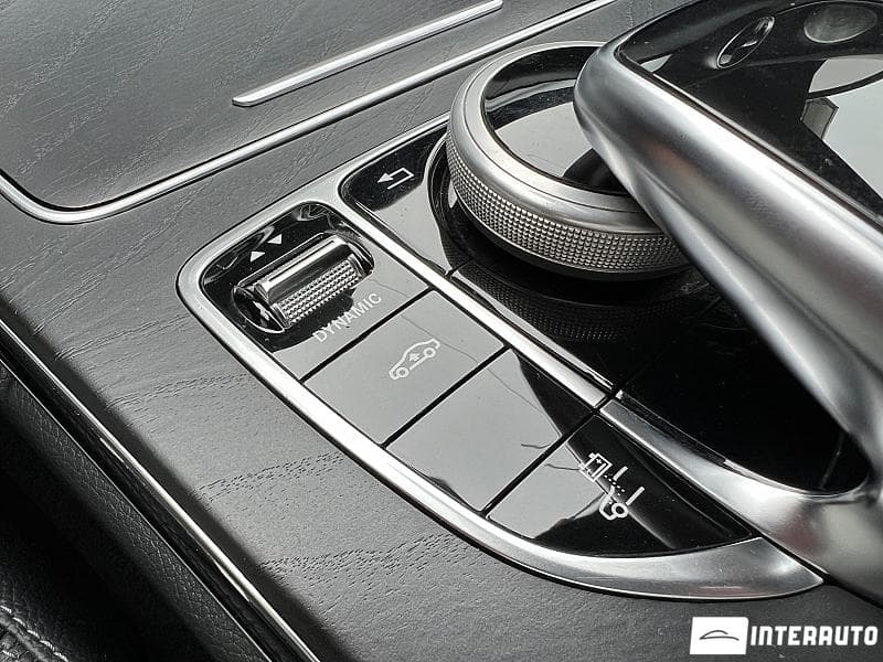 2015 Mercedes C 350e — Miniatură 14